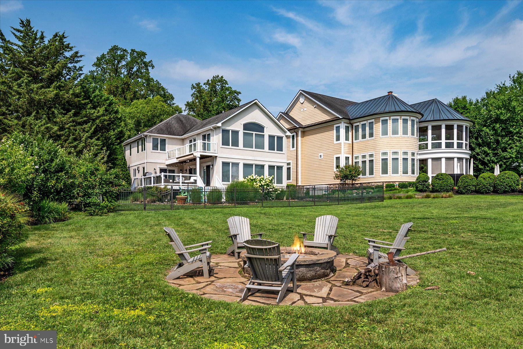 NORTH SHORE - Residential