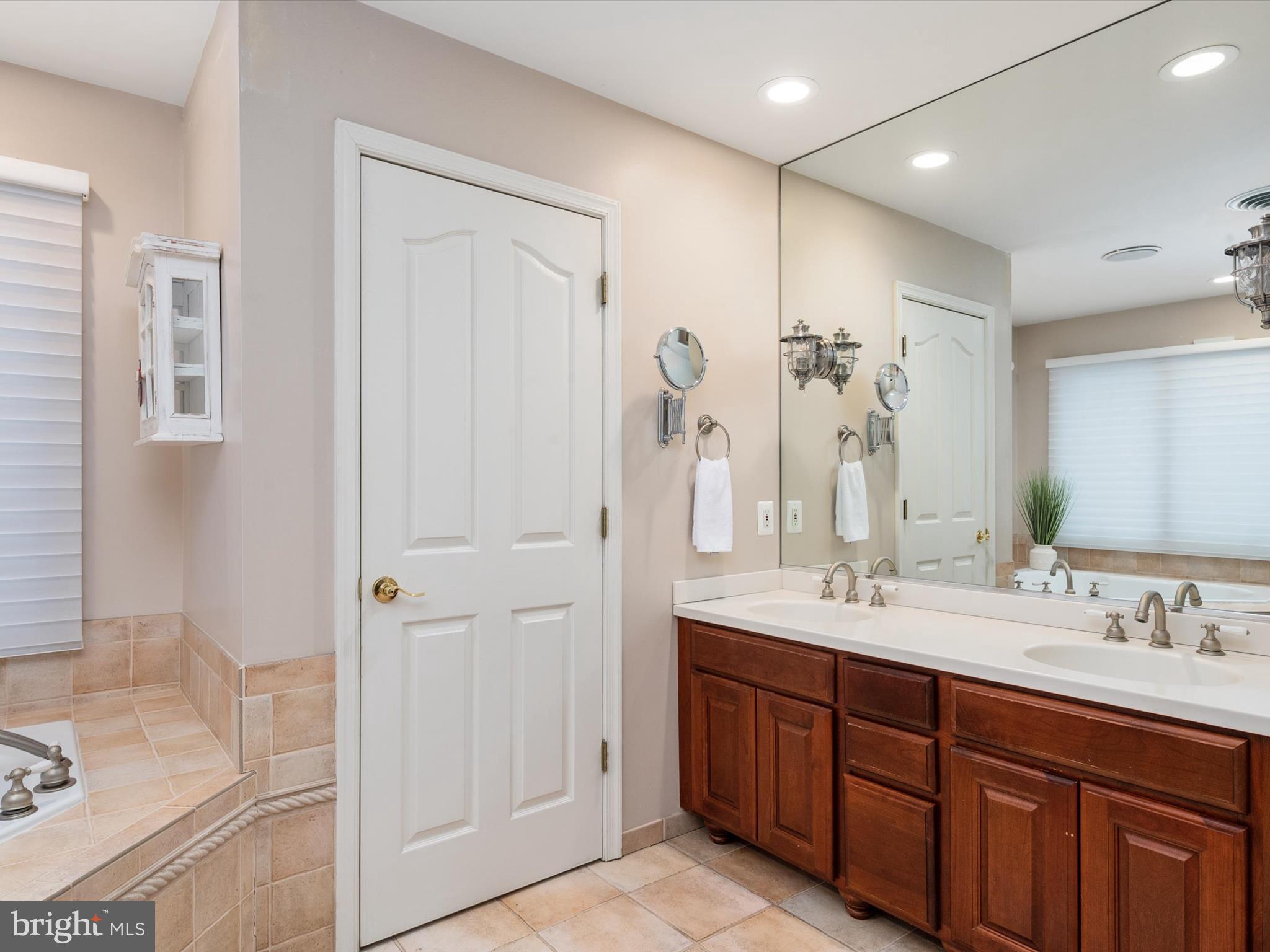 NORTH SHORE - Residential