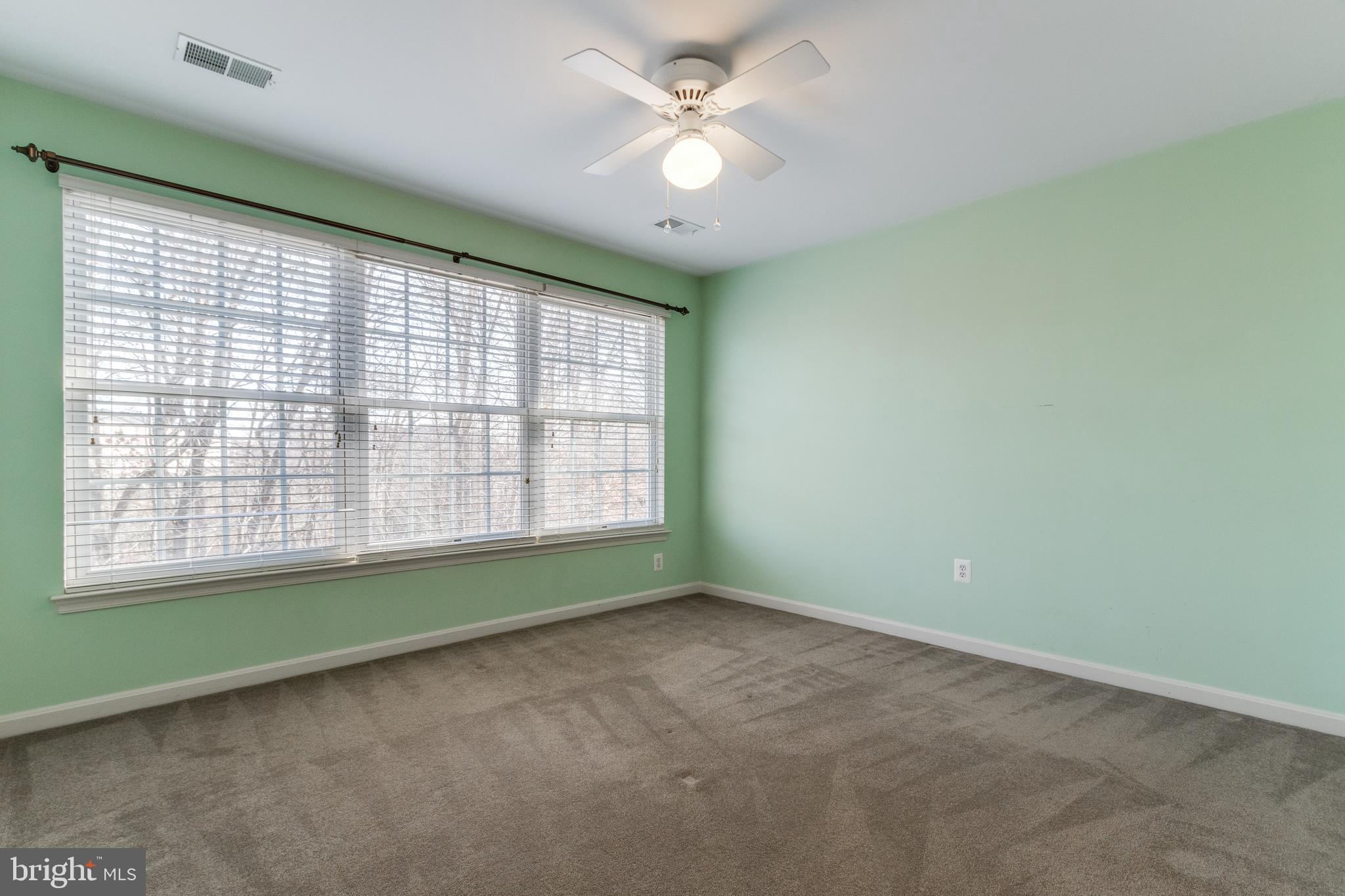 RIDGEFIELD VILLAGE - Residential