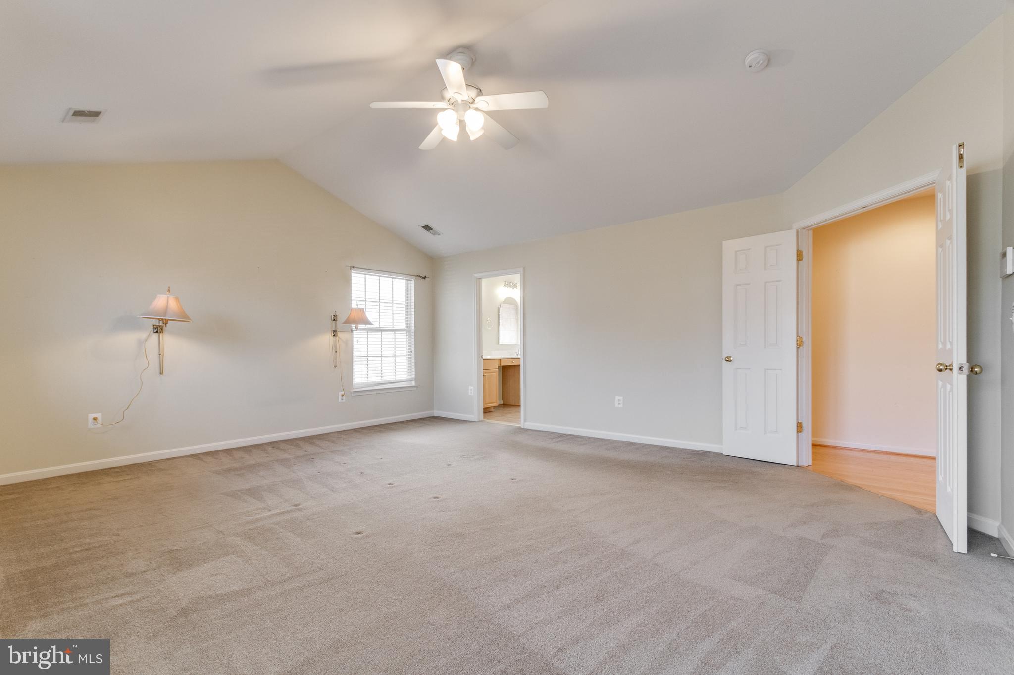 RIDGEFIELD VILLAGE - Residential