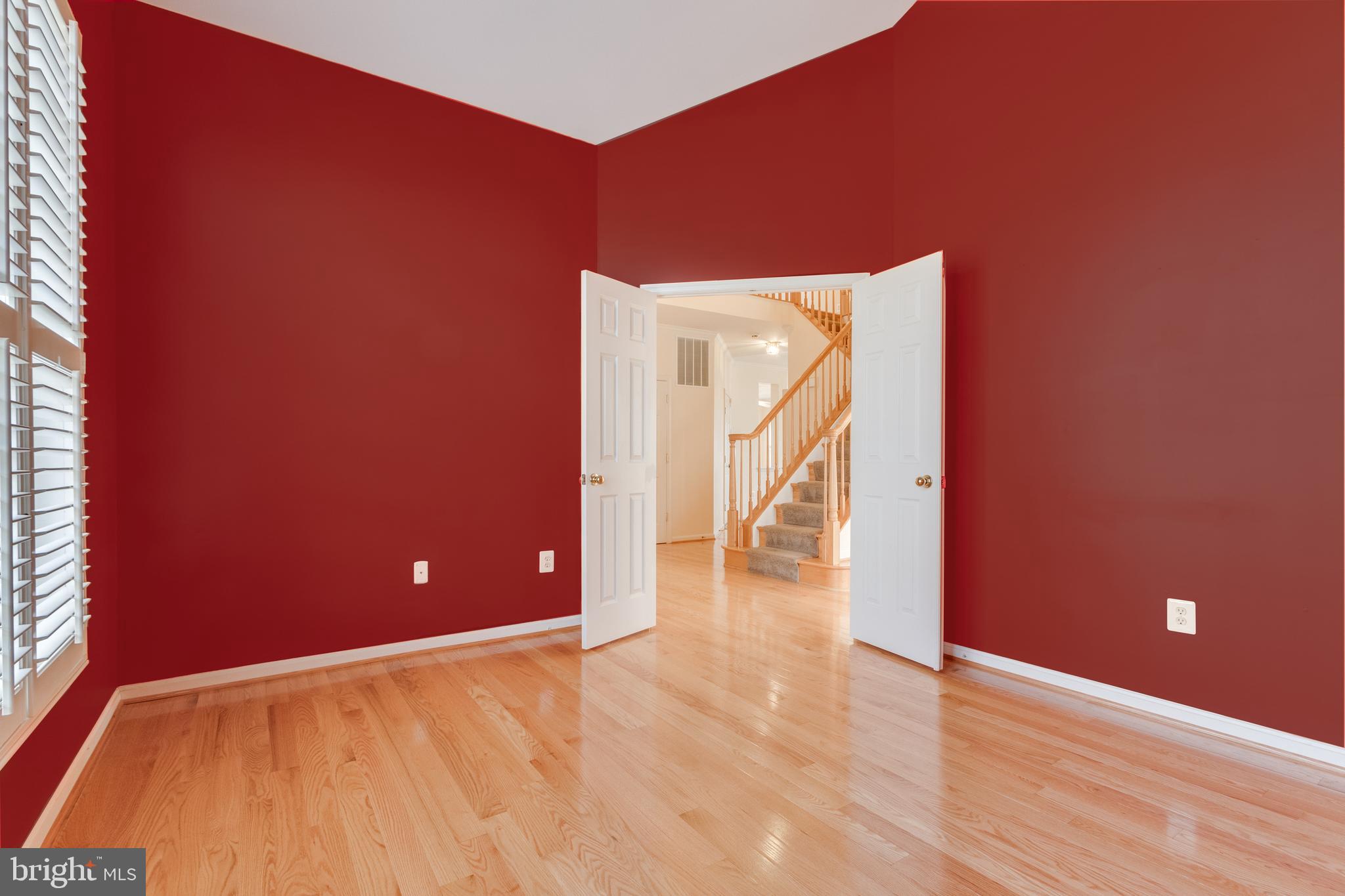 RIDGEFIELD VILLAGE - Residential