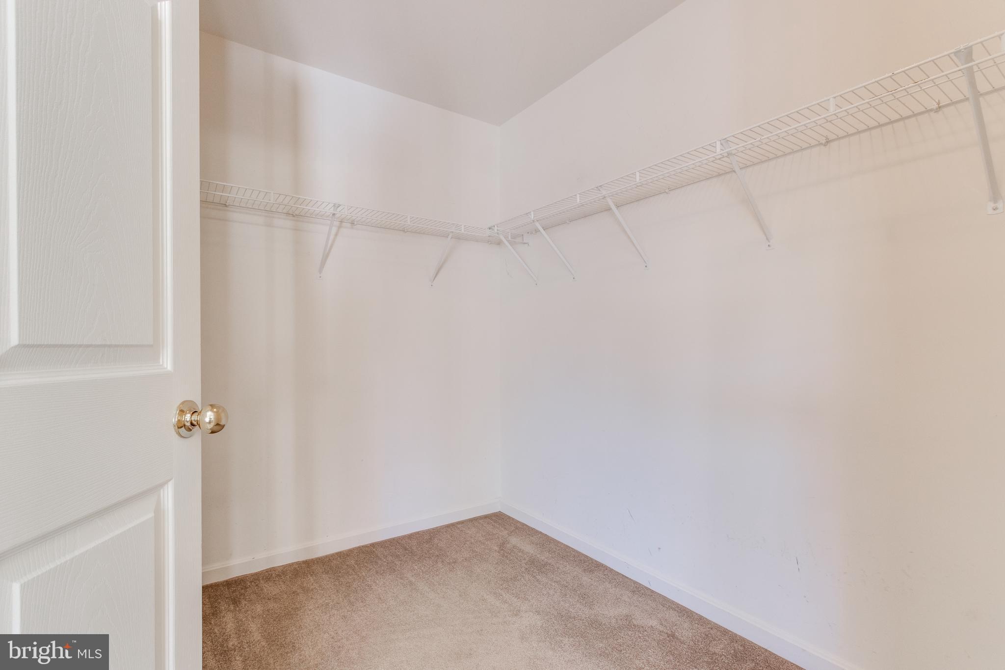 RIDGEFIELD VILLAGE - Residential