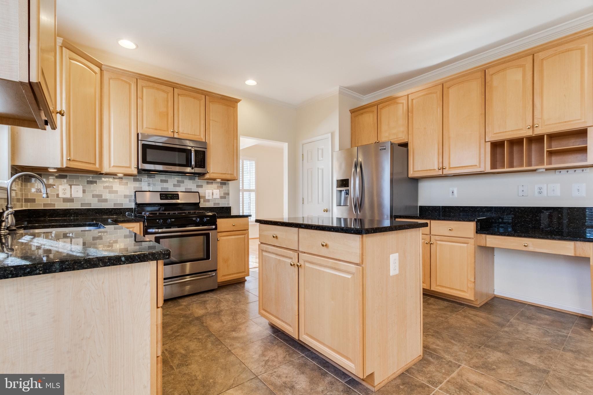 RIDGEFIELD VILLAGE - Residential