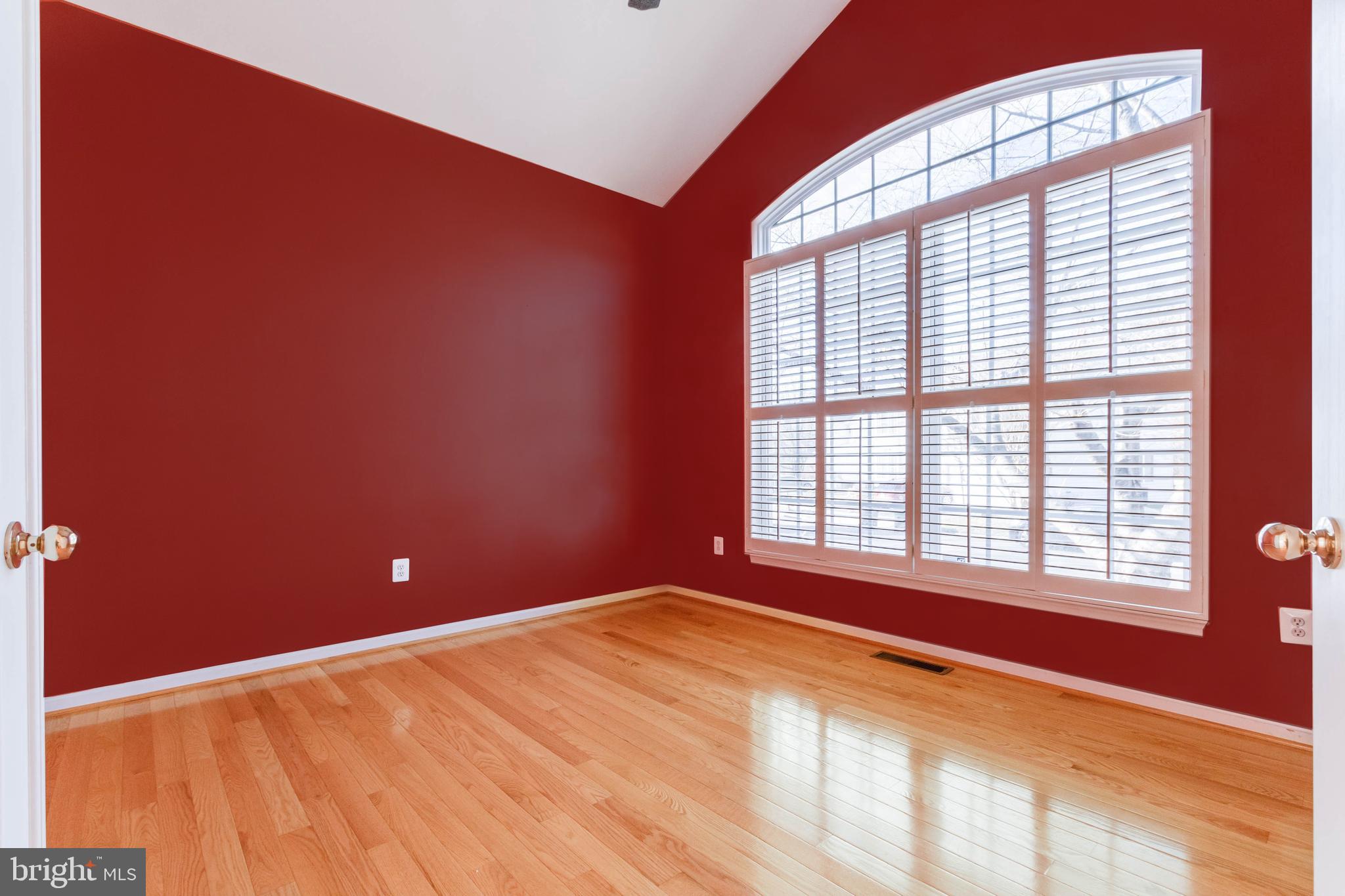 RIDGEFIELD VILLAGE - Residential