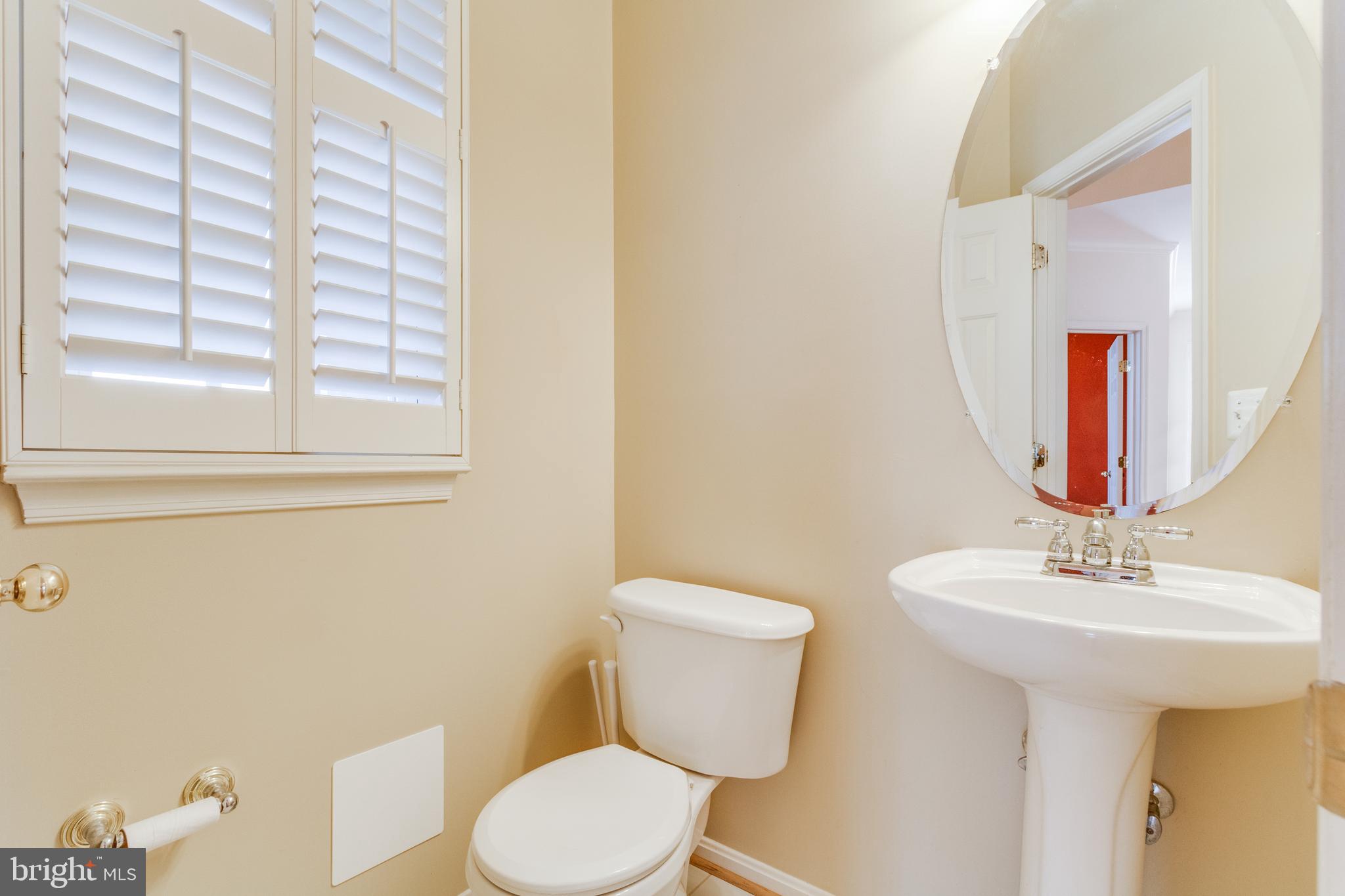 RIDGEFIELD VILLAGE - Residential