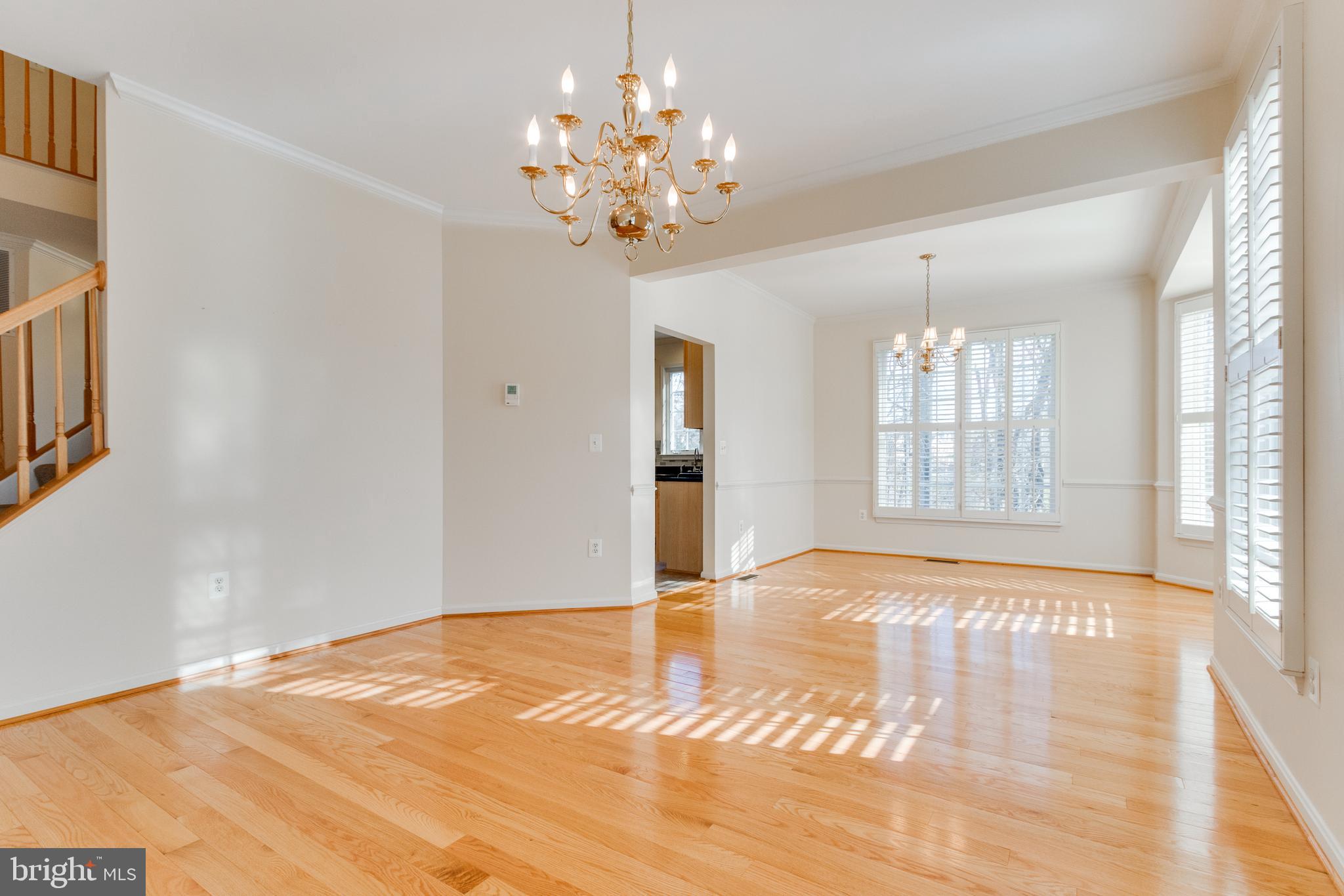 RIDGEFIELD VILLAGE - Residential