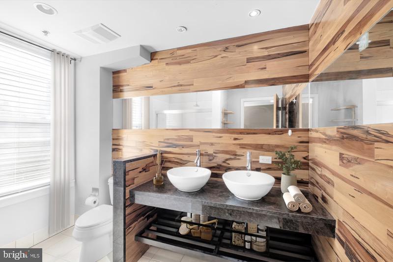 OLD CITY - Residential