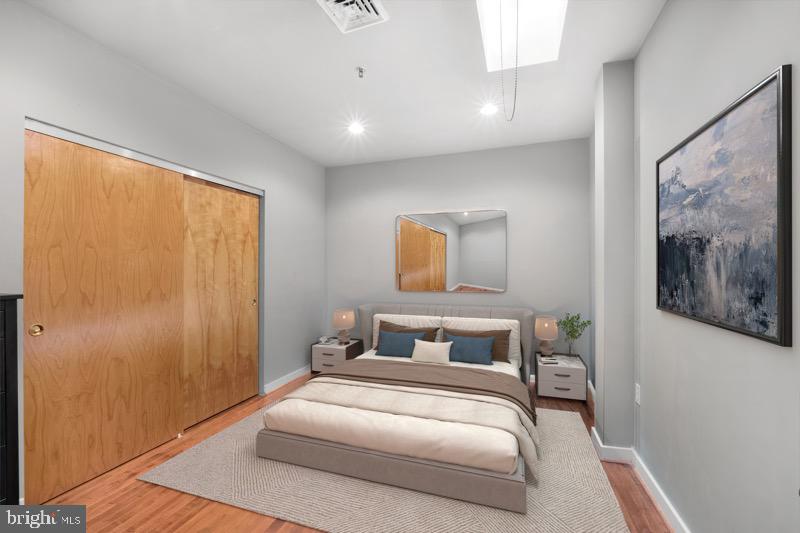 OLD CITY - Residential