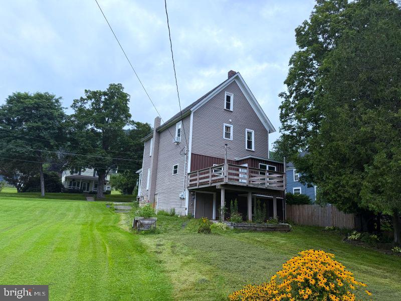 109 E KING STREET