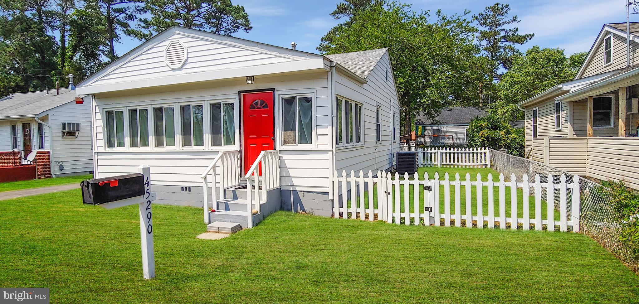 PINEY POINT HOMES - Residential