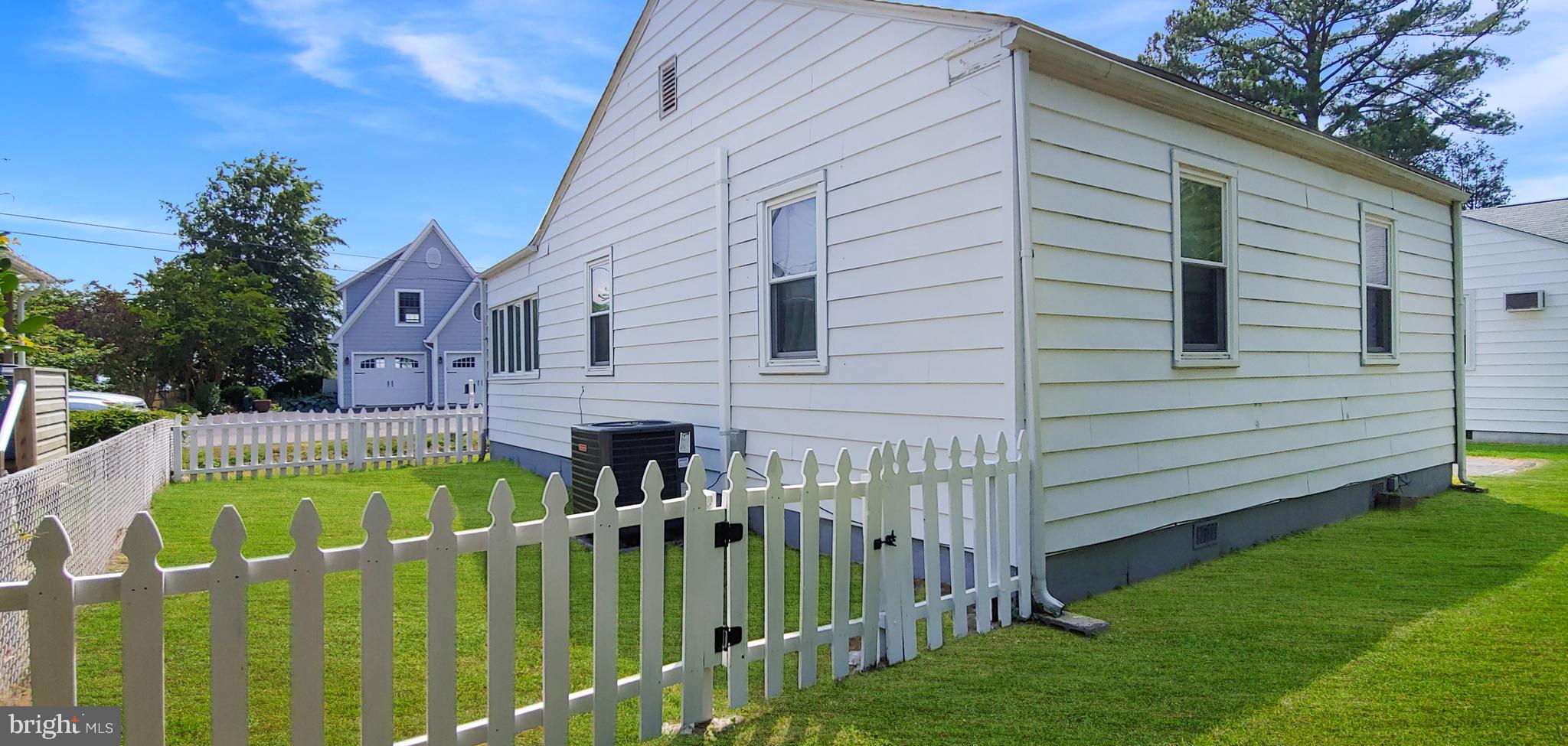 PINEY POINT HOMES - Residential