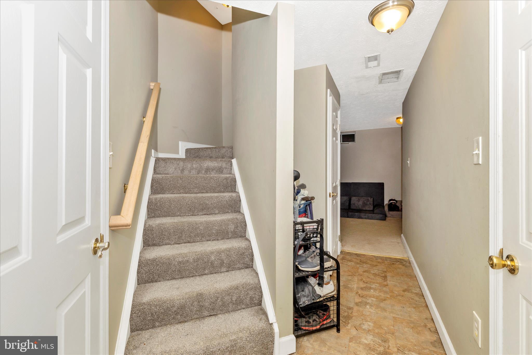 SPRING RIDGE - Residential