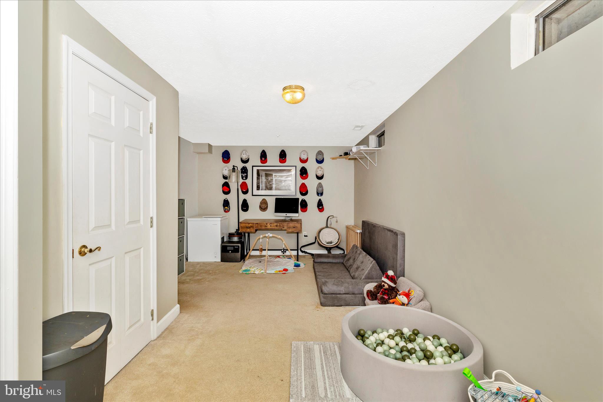 SPRING RIDGE - Residential