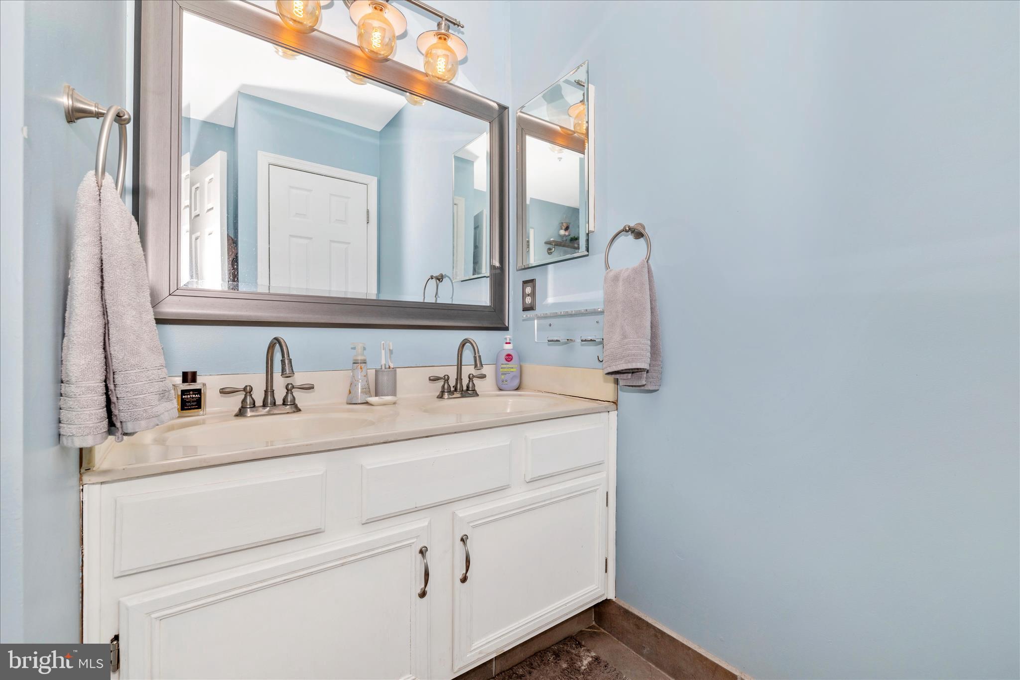 SPRING RIDGE - Residential