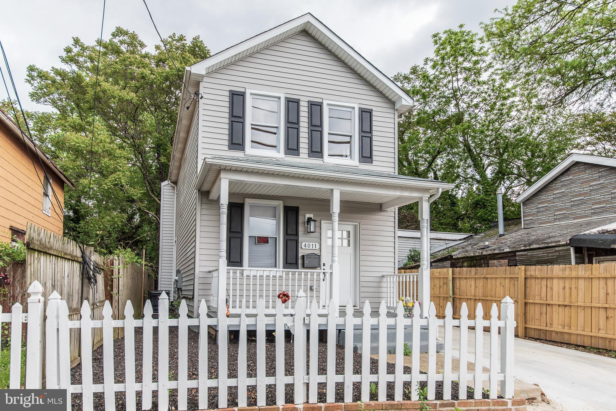 HAMPDEN HISTORIC DISTRICT - Residential