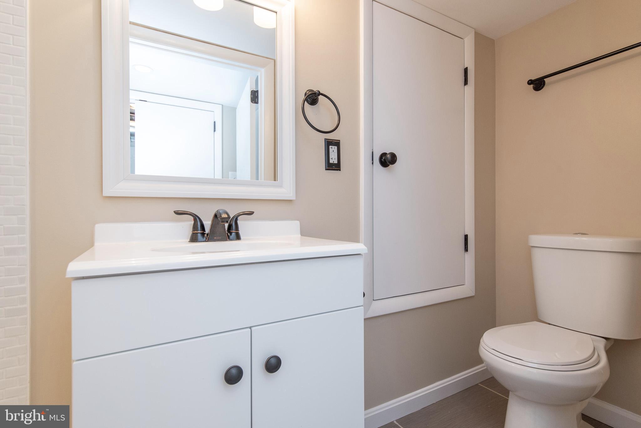 HAMPDEN HISTORIC DISTRICT - Residential