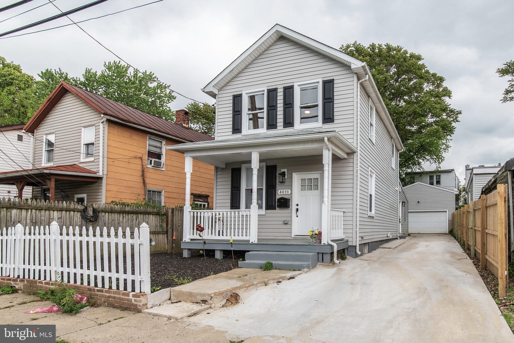 HAMPDEN HISTORIC DISTRICT - Residential