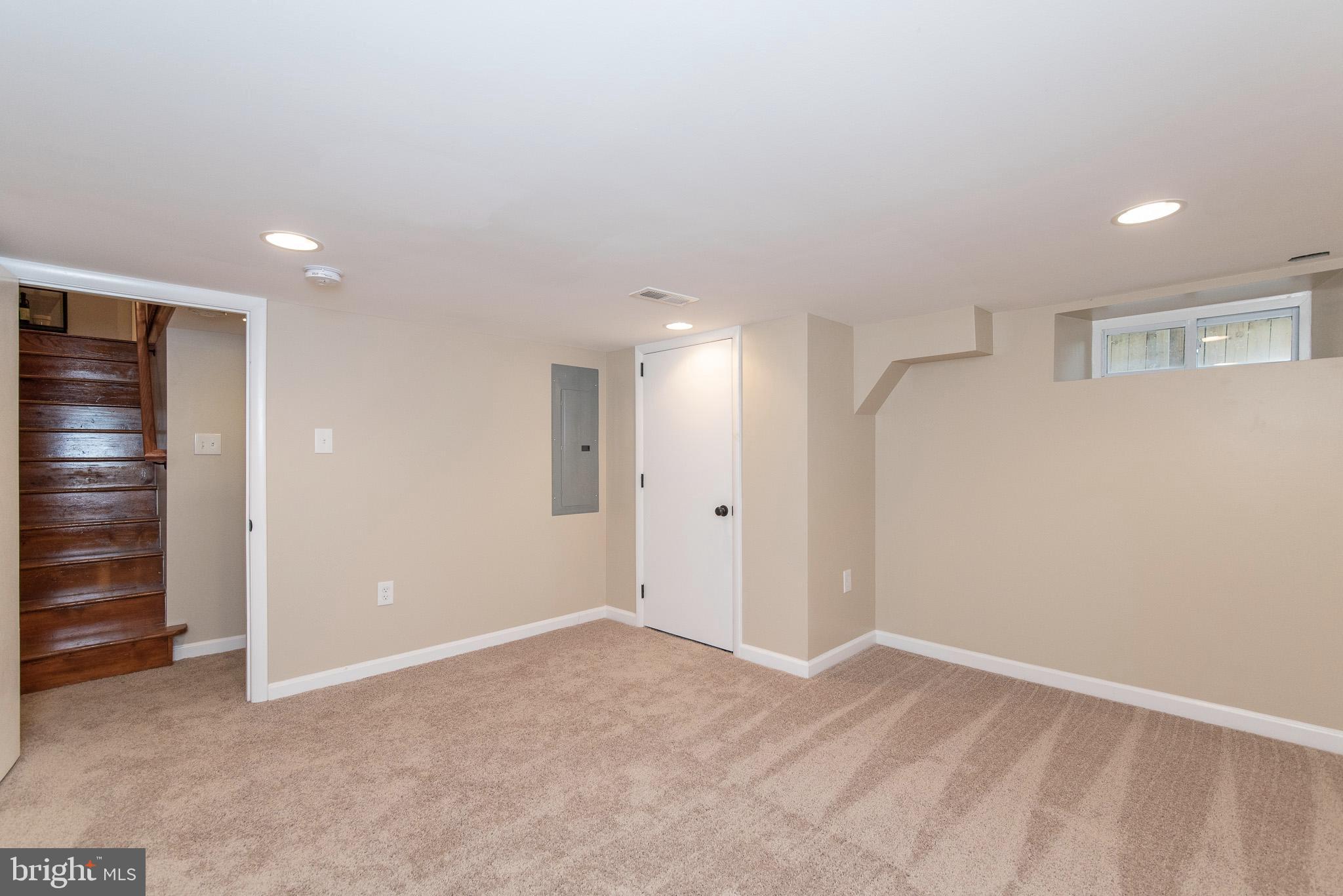 HAMPDEN HISTORIC DISTRICT - Residential