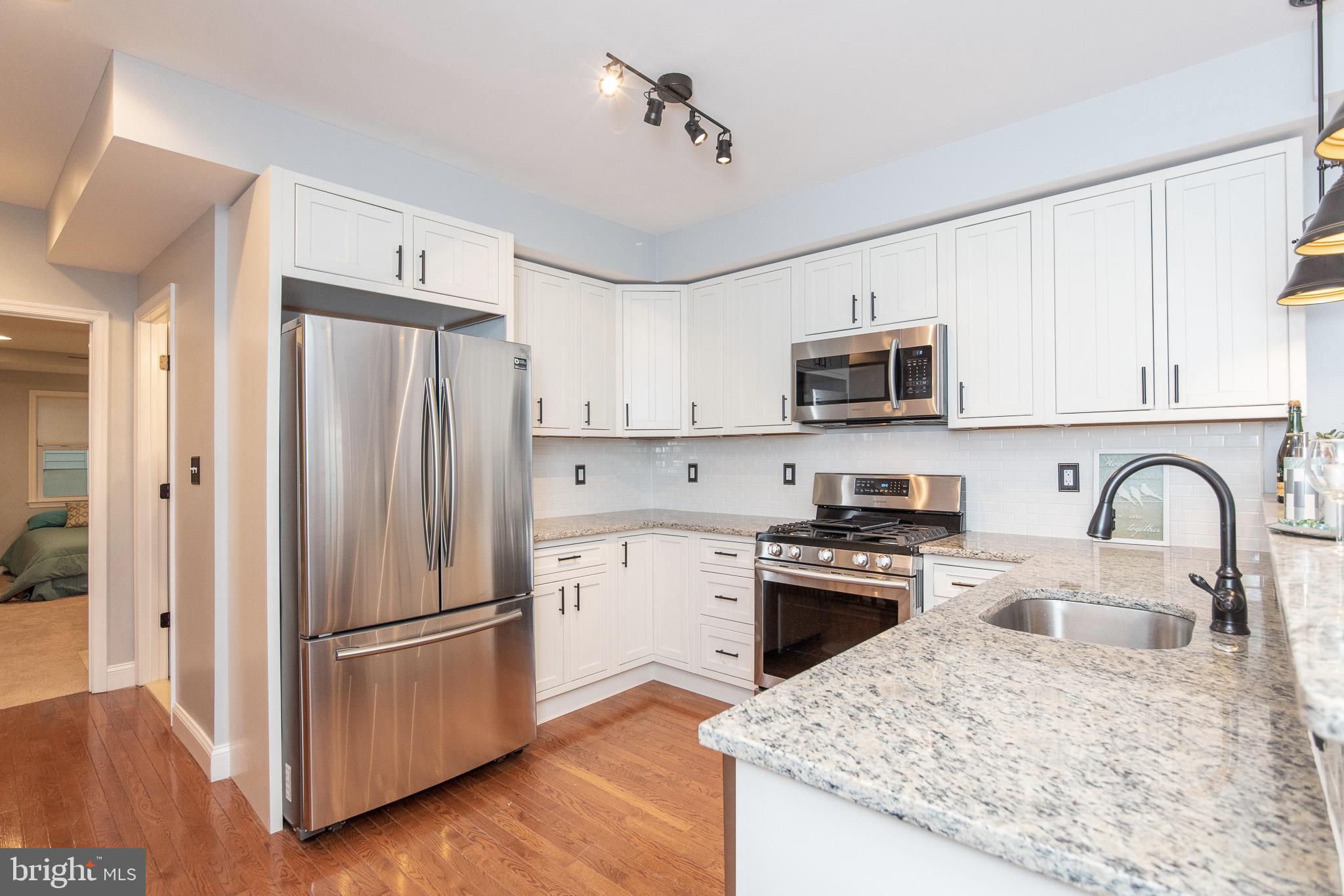 HAMPDEN HISTORIC DISTRICT - Residential