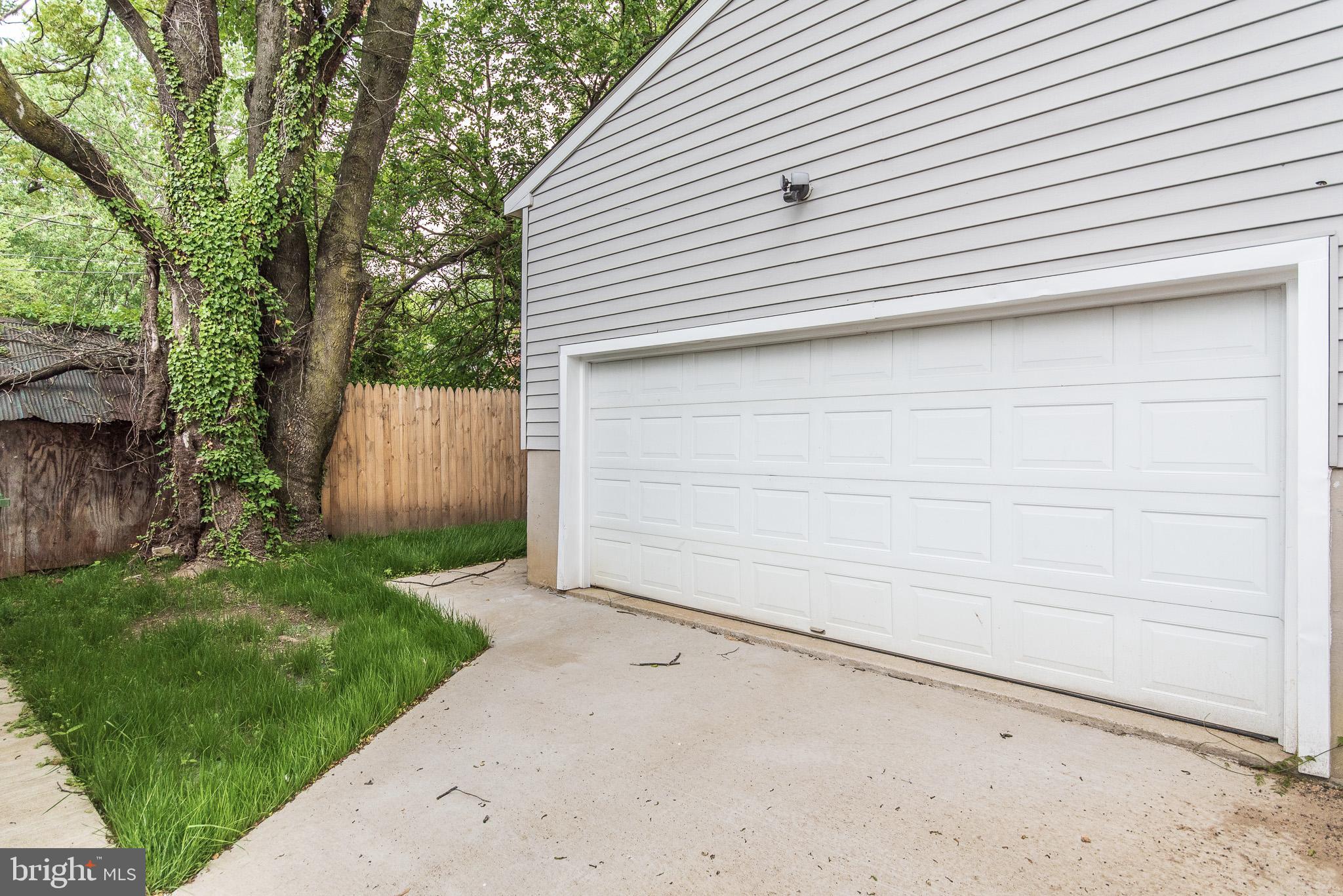 HAMPDEN HISTORIC DISTRICT - Residential