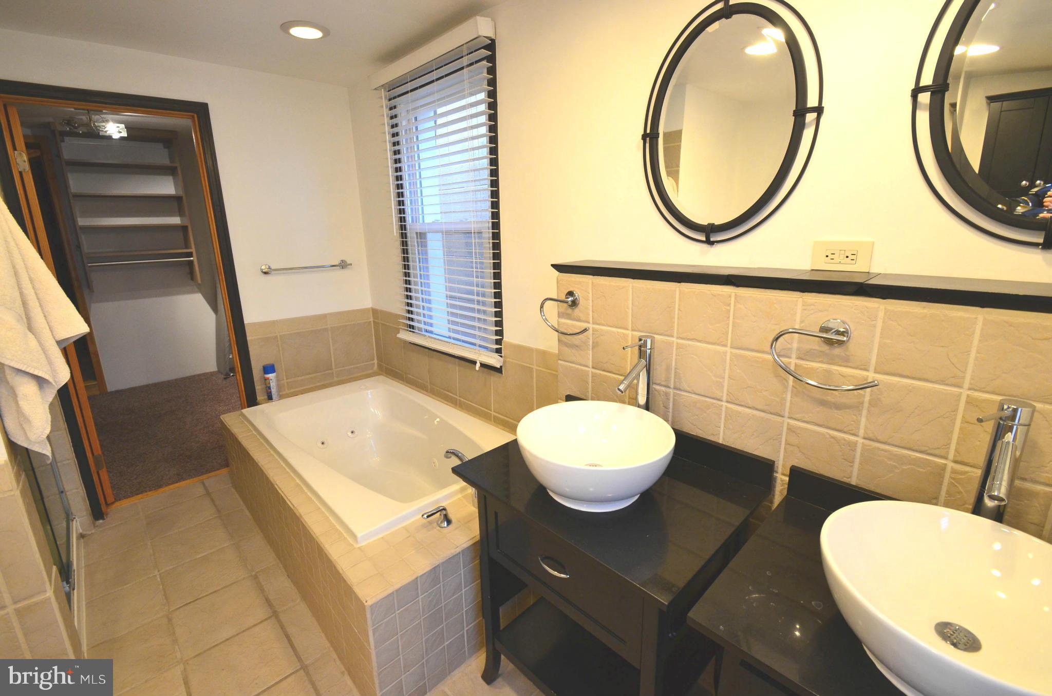 CANTON - Residential Lease