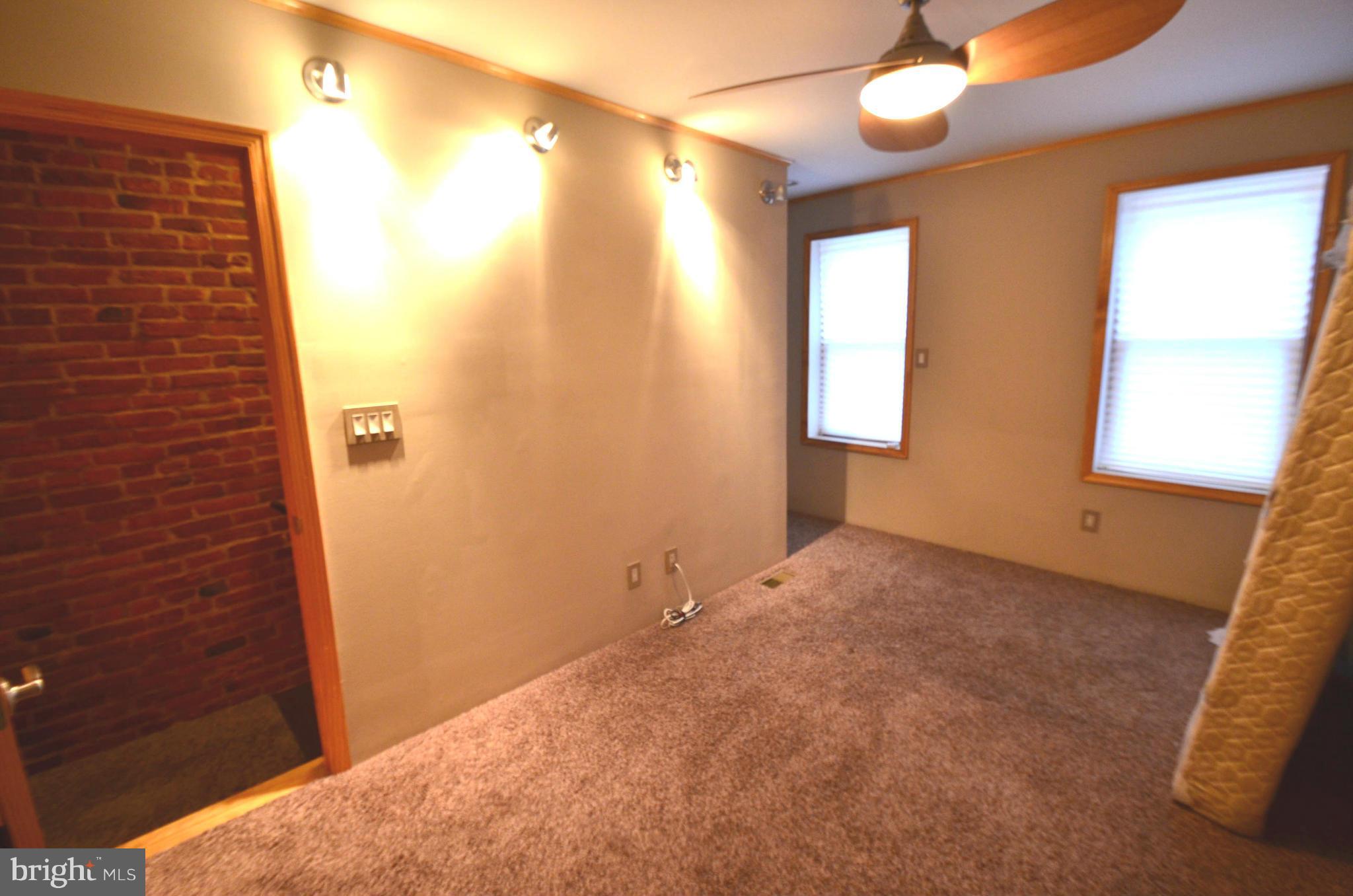 CANTON - Residential Lease