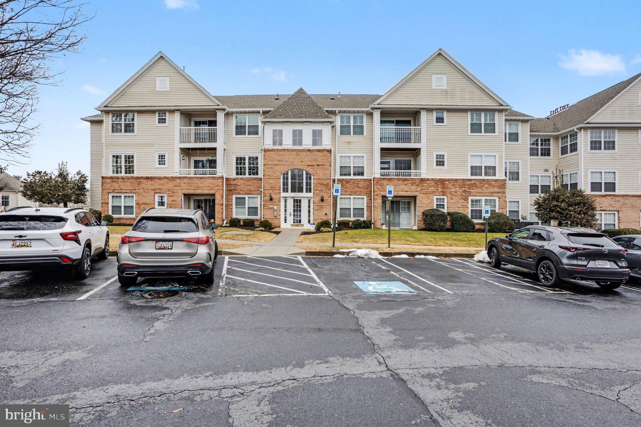 GREENBRIER HILLS - Residential