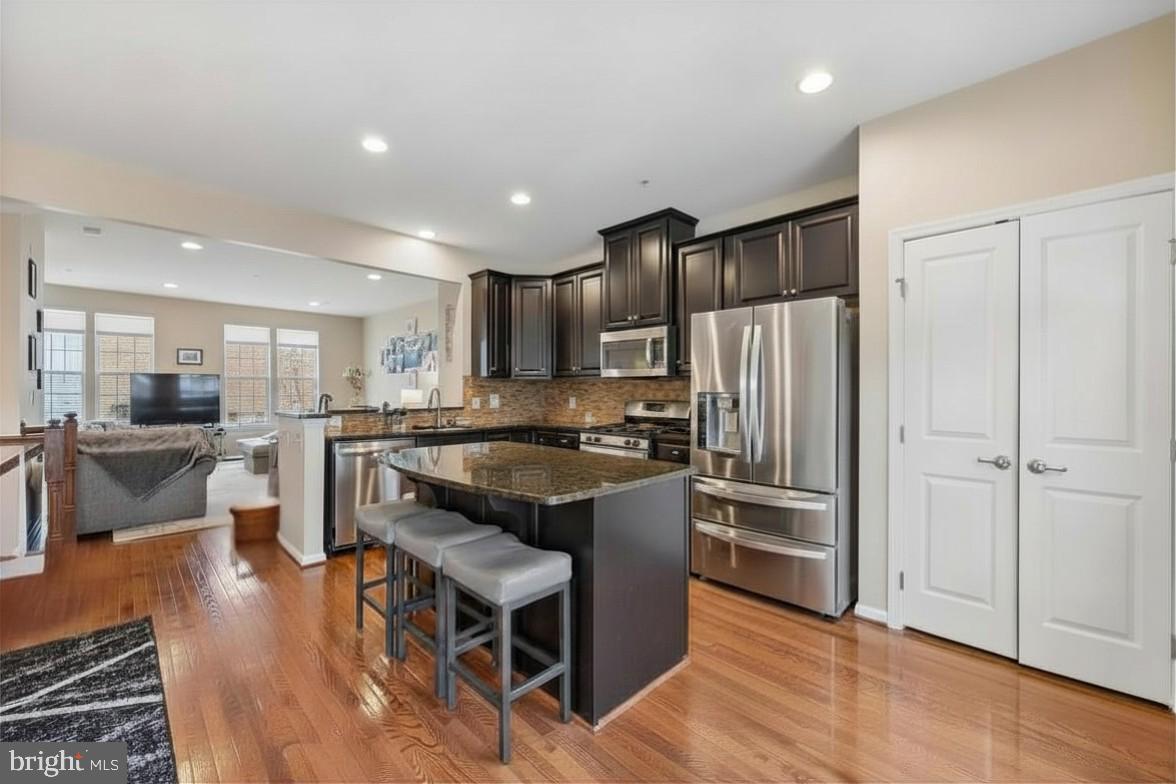 MEADOWVIEW - Residential