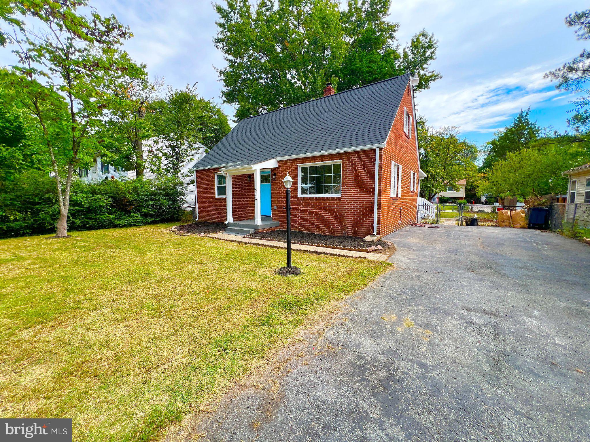 3106 WALTERS LANE
