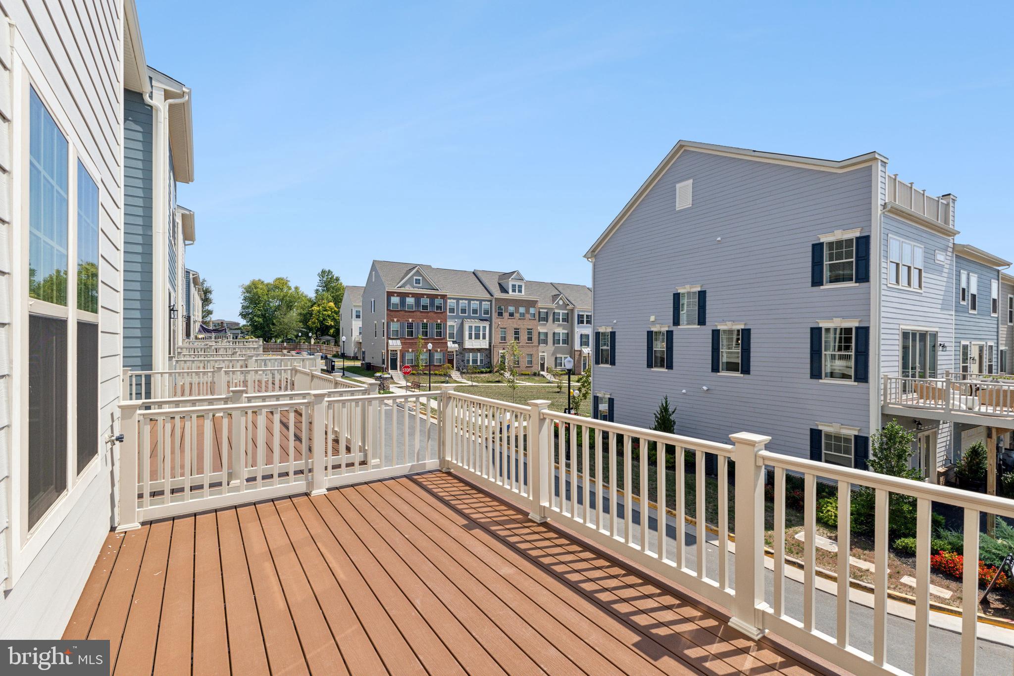 JEFFERSON SQUARE - Residential