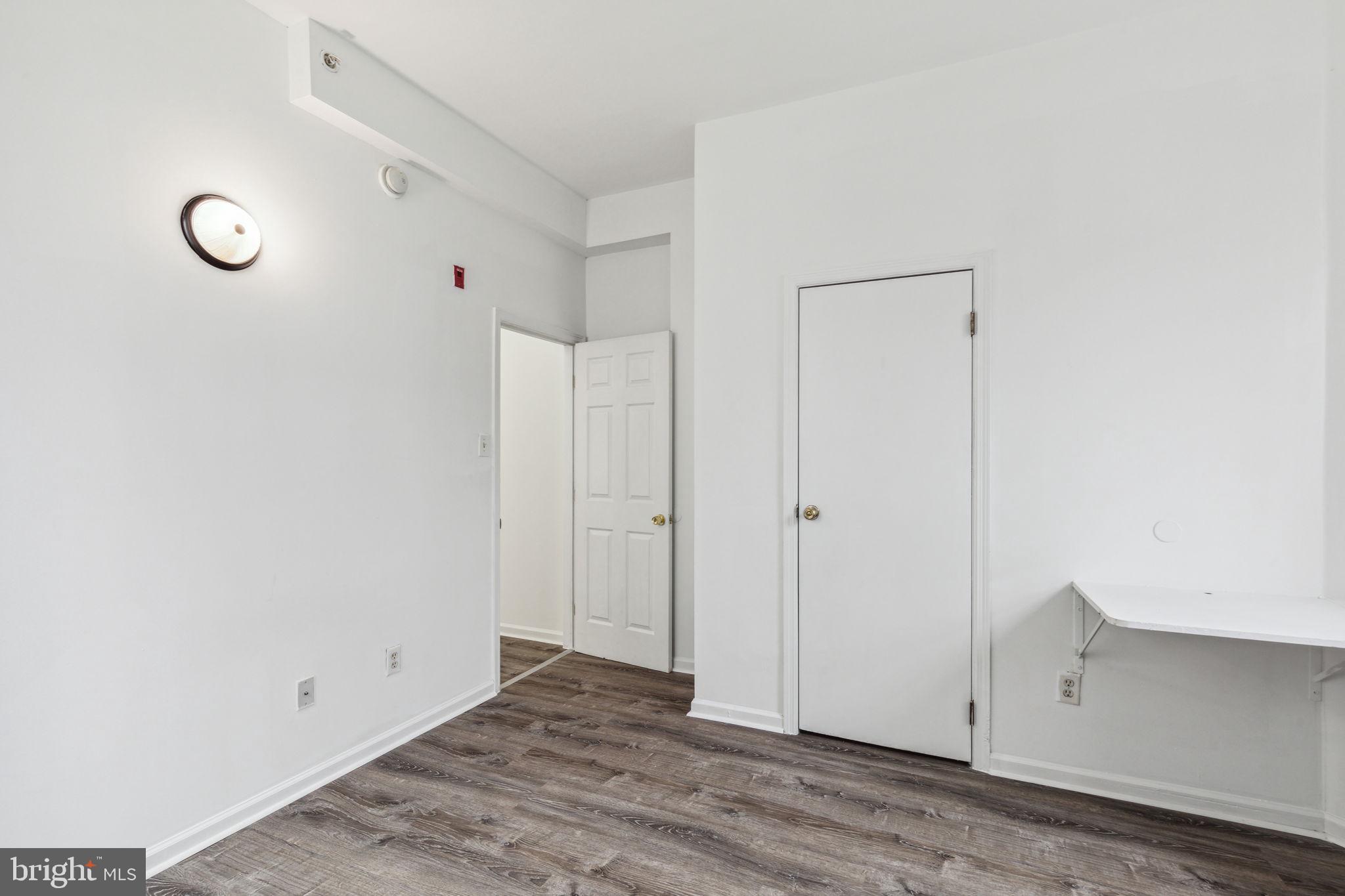 PHILADELPHIA (NORTHWEST) - Residential Lease