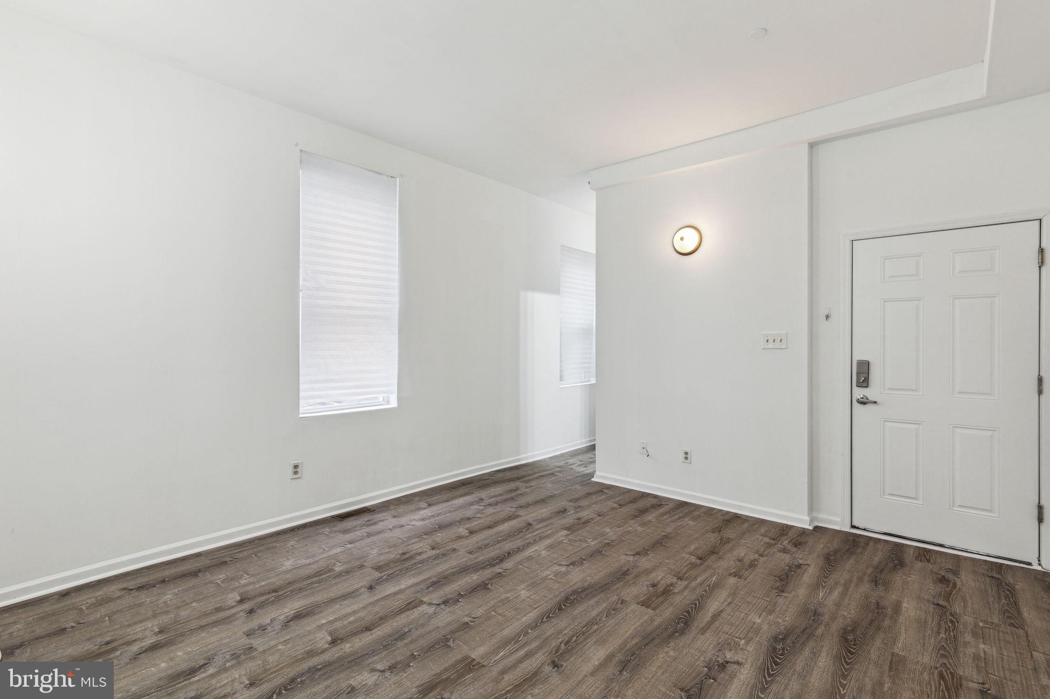 PHILADELPHIA (NORTHWEST) - Residential Lease