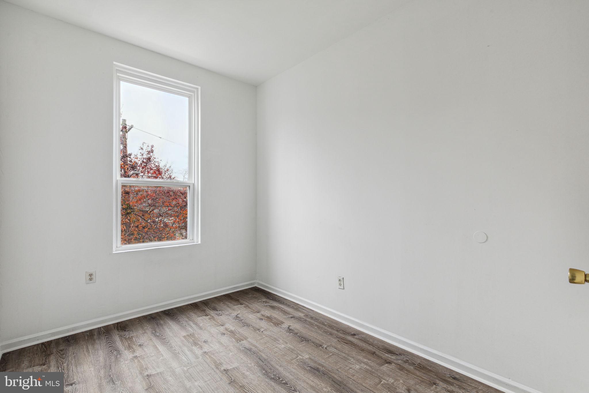 PHILADELPHIA (NORTHWEST) - Residential Lease