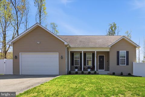 Property photo of 7098 Quicktree Place, Hughesville, MD 20637