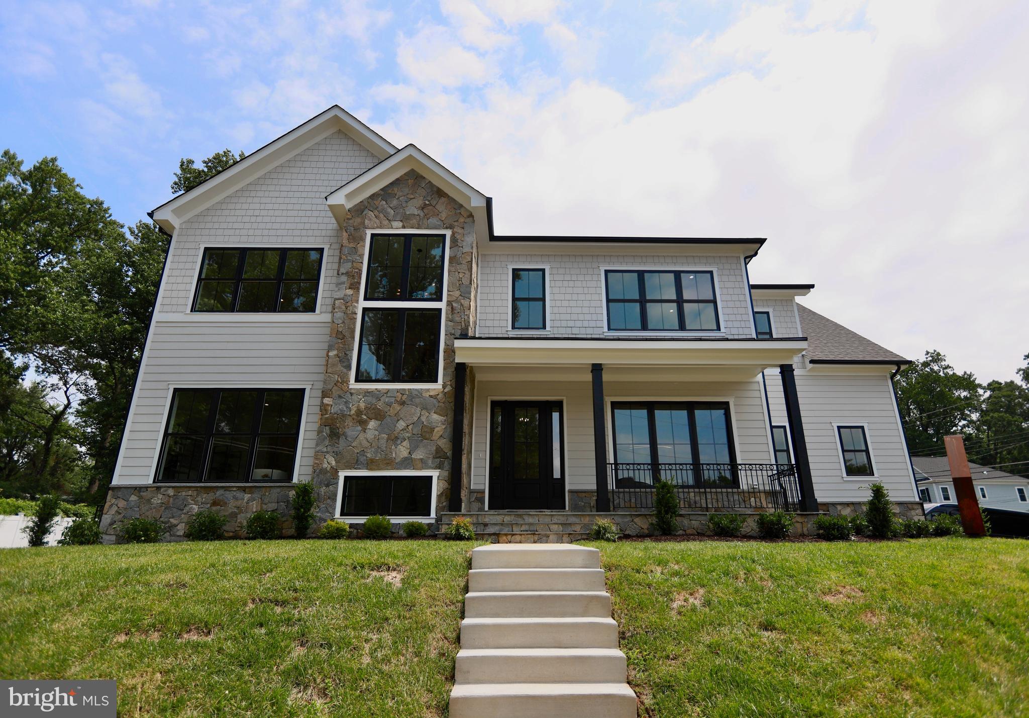 TOWN AND COUNTRY ESTATES - Residential