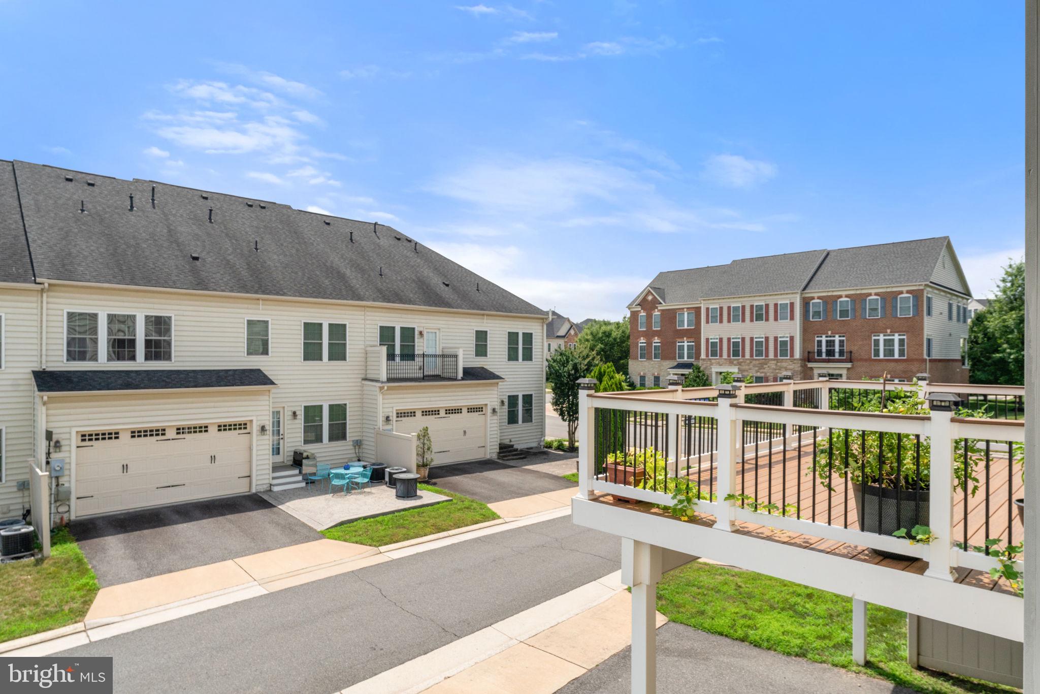 AVONLEA - Residential Lease