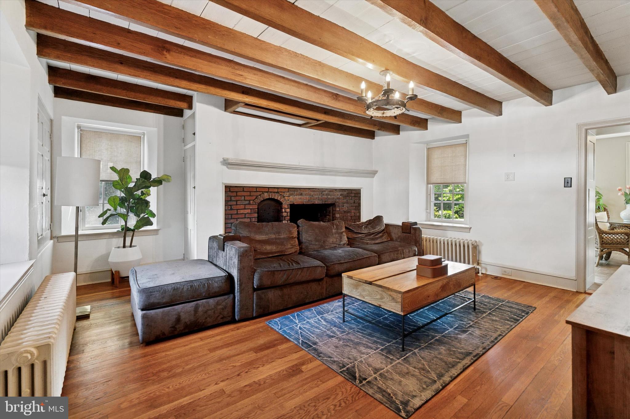 WILLOW GROVE - Residential