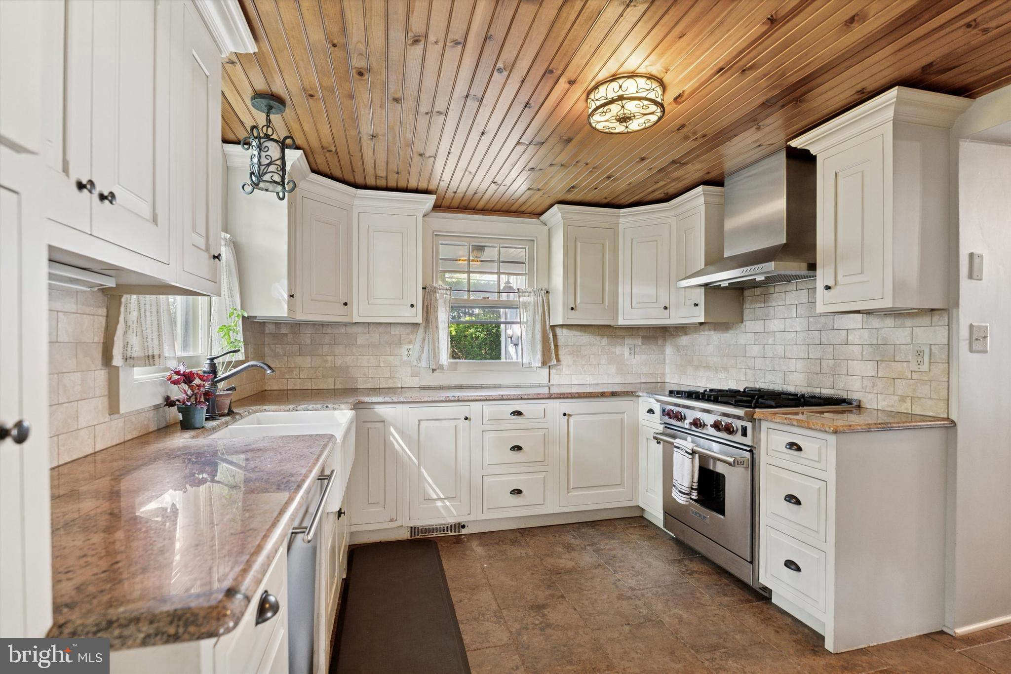 WILLOW GROVE - Residential