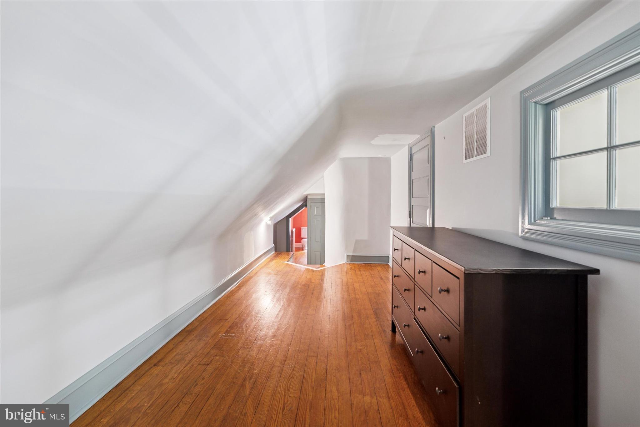 WILLOW GROVE - Residential