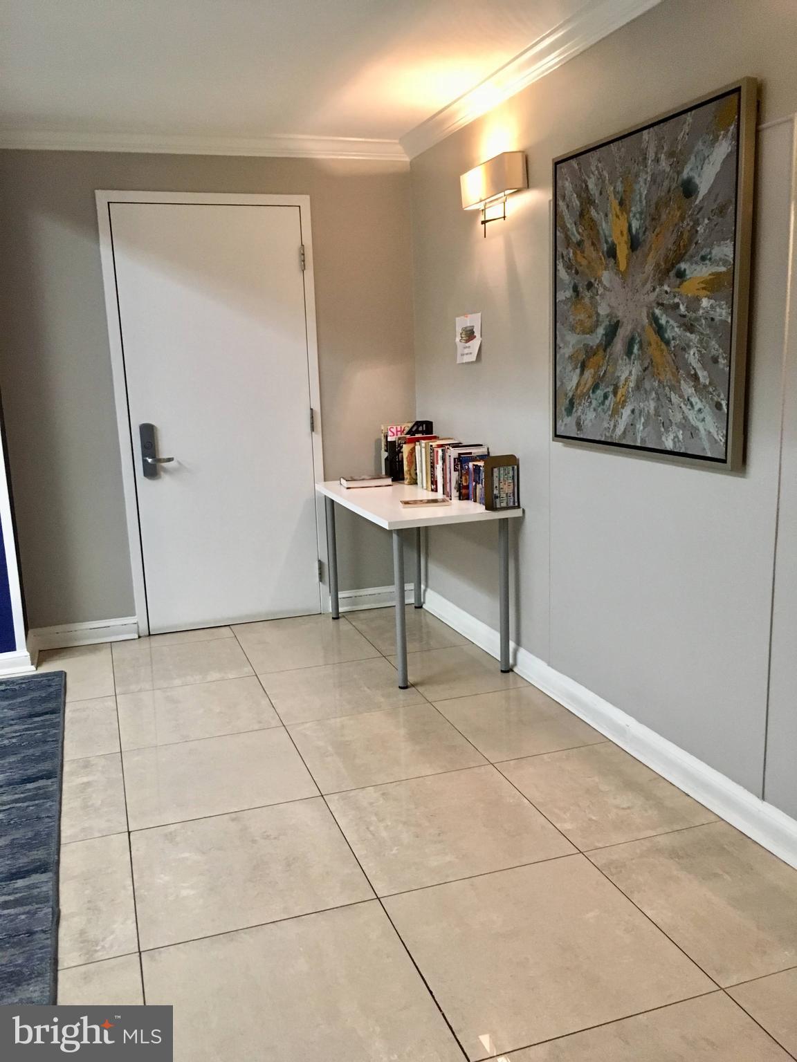 RIVER PLACE SOUTH - Residential