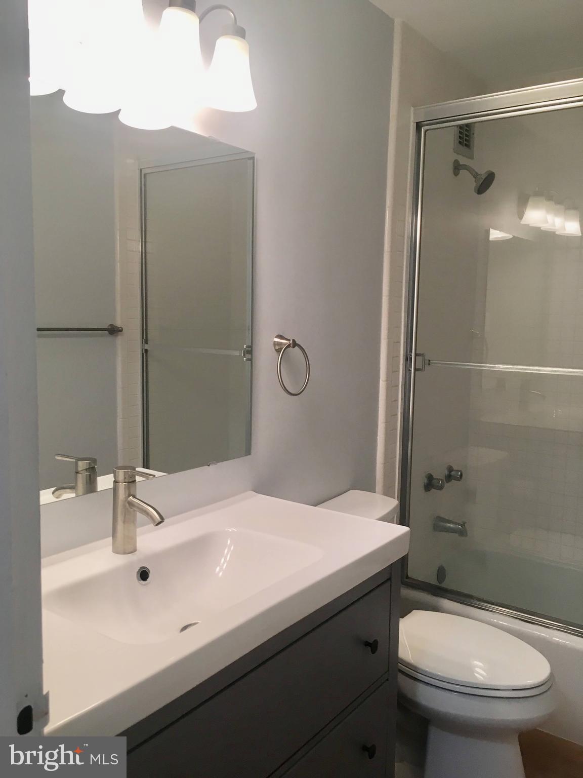1011 ARLINGTON BOULEVARD 648