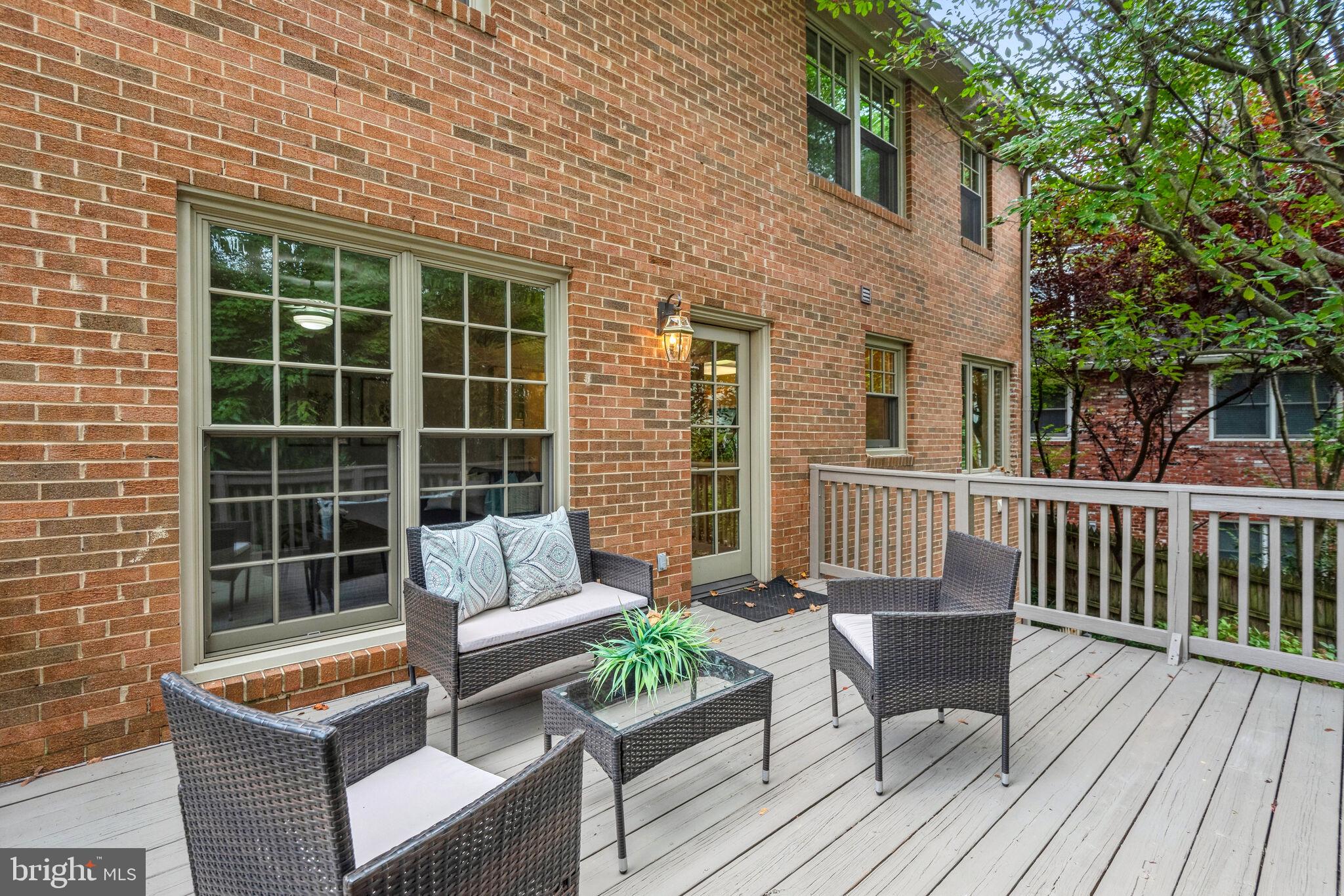 CHEVY CHASE - Residential