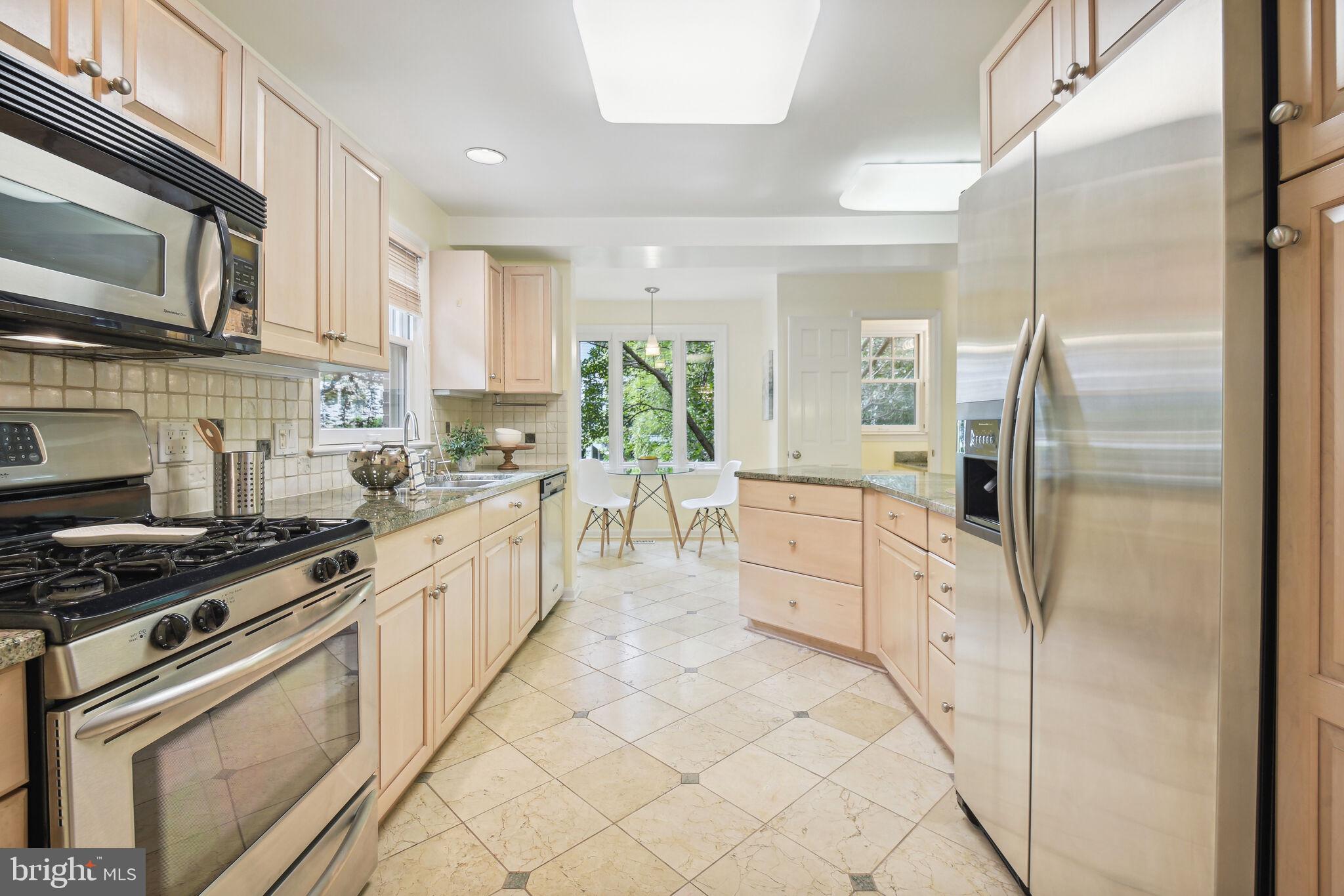 CHEVY CHASE - Residential