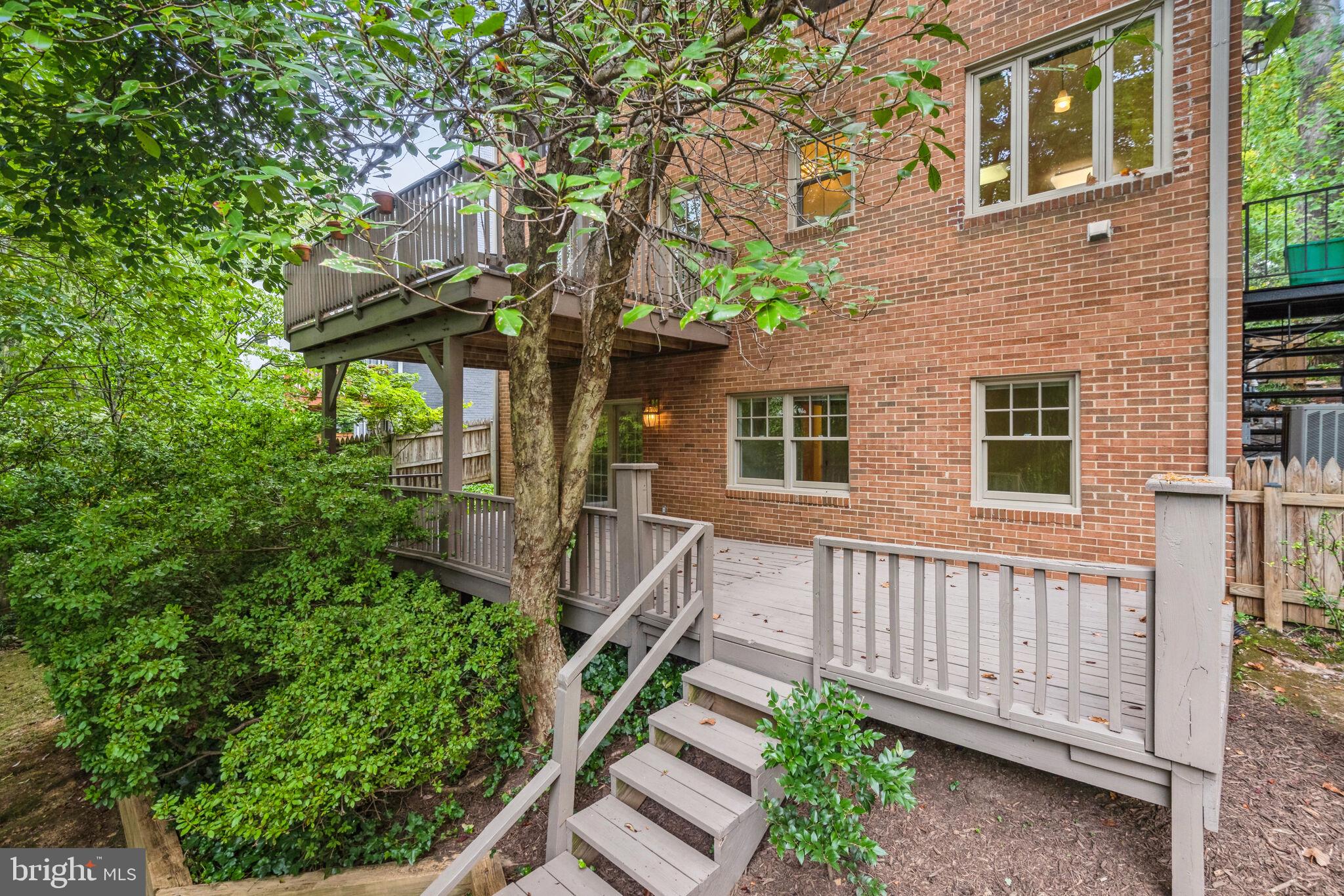 CHEVY CHASE - Residential