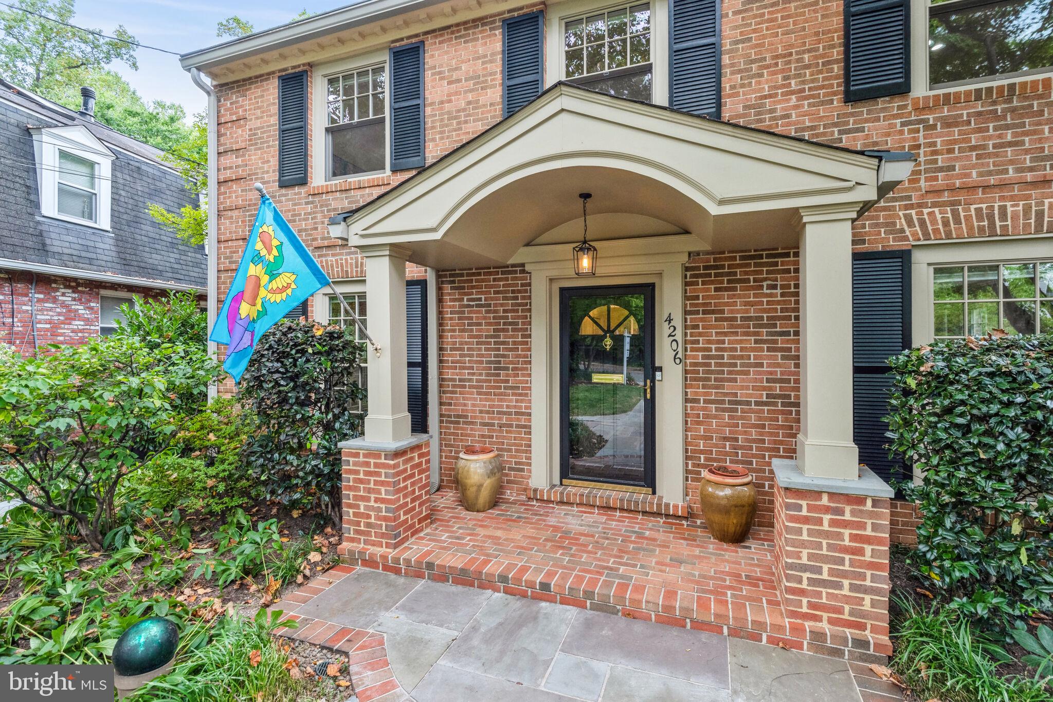 CHEVY CHASE - Residential