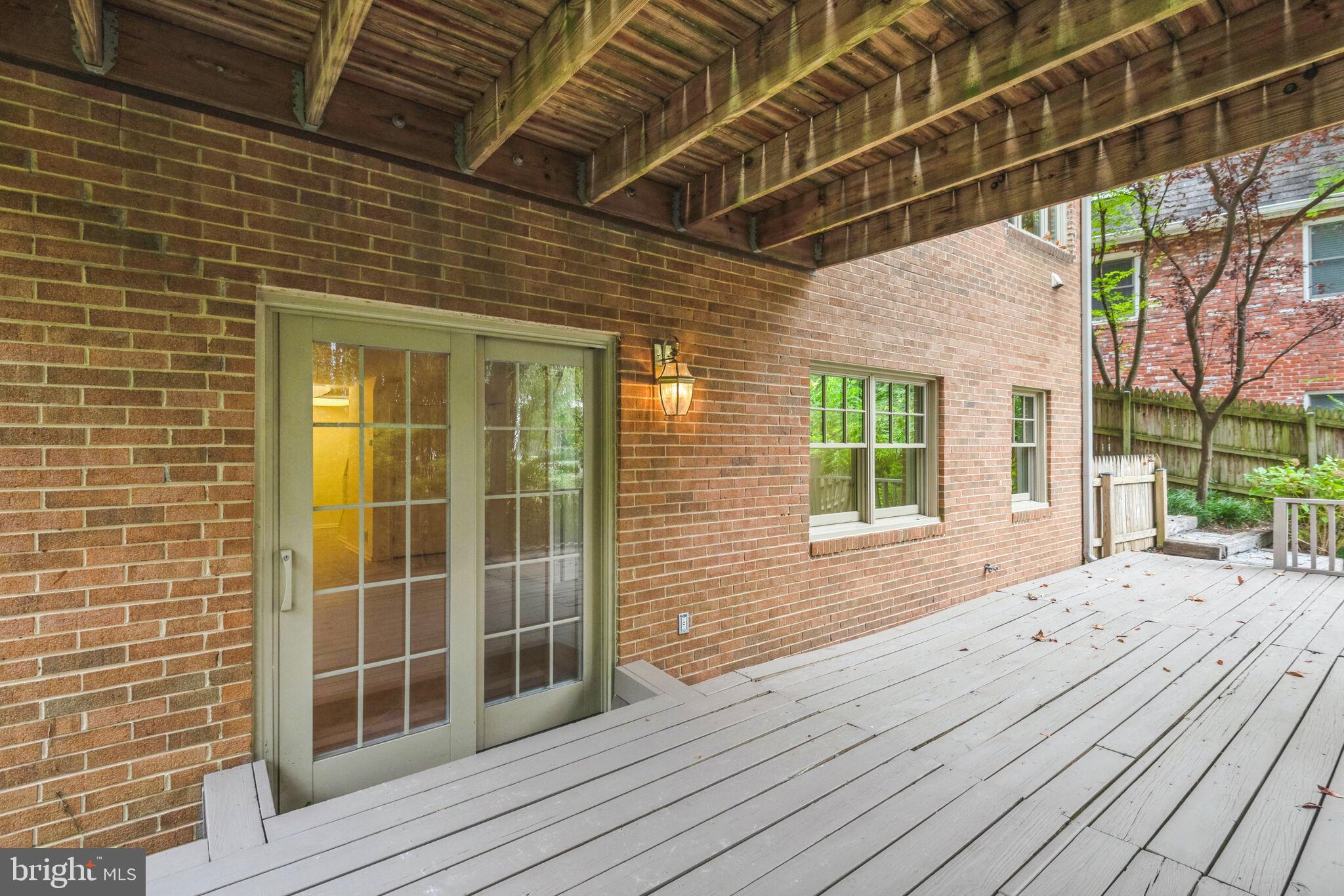 CHEVY CHASE - Residential