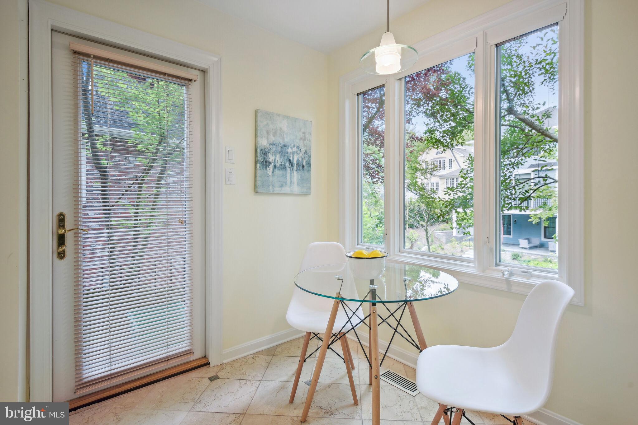 CHEVY CHASE - Residential