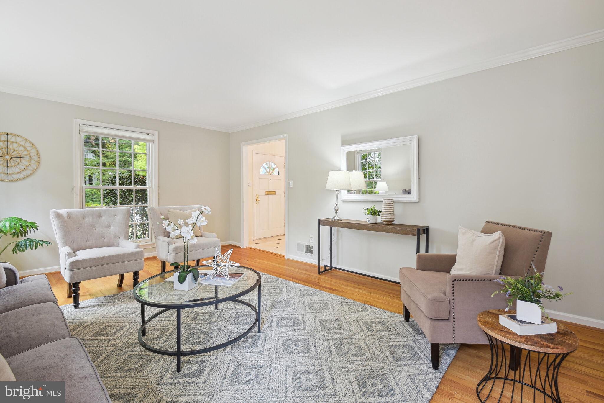 CHEVY CHASE - Residential