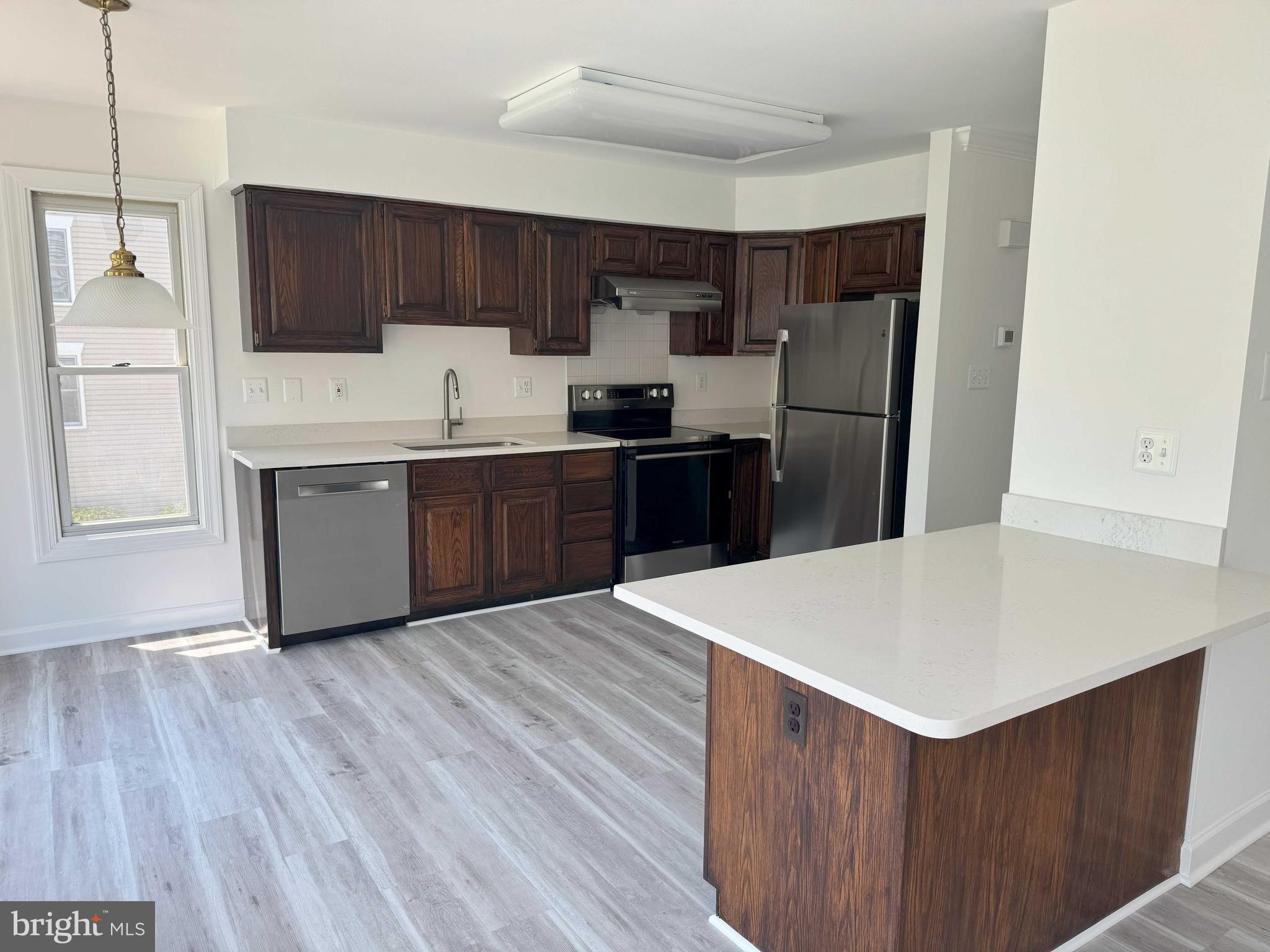 CENTRE RIDGE - Residential