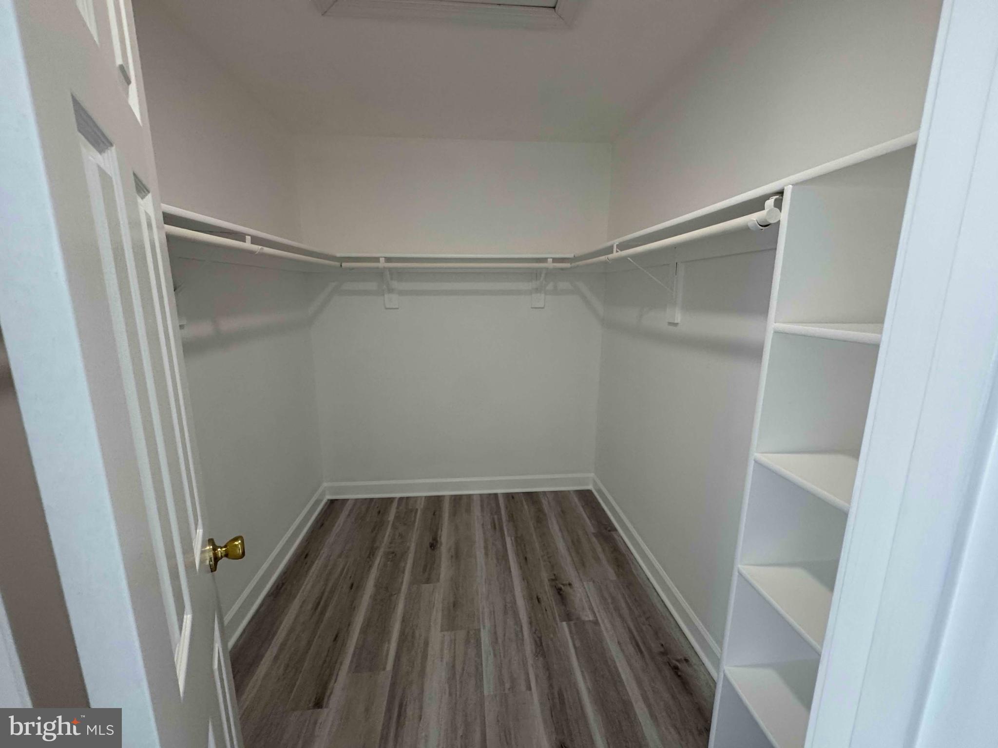 CENTRE RIDGE - Residential